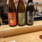 Gendai Kappou Houzenji Momo - 日本酒選べます。味の特徴などで選定を助けて下さいます。