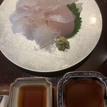 一献 うえ原 - 鯛とヒラメと鰤