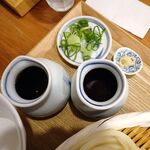 切麦や 甚六 - ざるうどん（特盛）、親子天1,350円