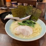 横浜家系ラーメン 魂心家 藤沢店 - 