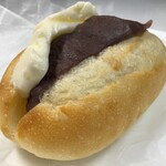 BAKERY ONIPAN - あんバター 斜