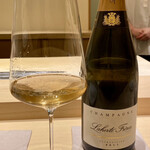 鮨 めい乃 - Laherte Freres
      Ultradition Brut Champagne
      フランス シャンパン産のシャンパーニュ