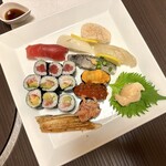 海人 - 握り盛り合わせ　ウニとイクラ追加