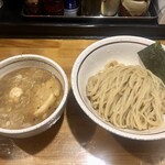 つけめん 美豚 - 煮魚つけ麺　¥910-