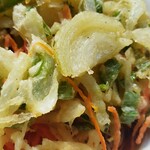 リカースタンド　ベルハウス - 揚げたてかき揚げ天♪この下に水菜と紅生姜天が隠れているのであります♪