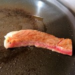 佐賀牛レストラン季楽 - 両面をカリッと焼いたら・・・