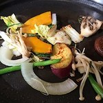 佐賀牛レストラン季楽 - 野菜は10種類以上盛られています