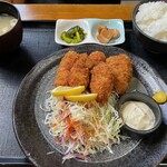 Uoyasu - カキフライ定食