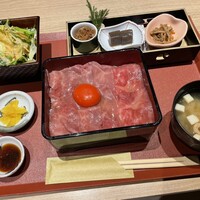 個室和食 肉割烹 吟次郎 品川駅前店 - 