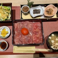 個室和食 肉割烹 吟次郎 品川駅前店 - 