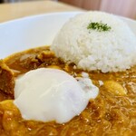 たまごの国いではCOCCO - チキンカレーライス