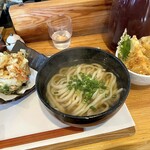 Toyomaru - かき揚げうどん850円とミニ天丼480円！