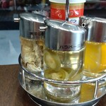 黄金製麺食堂 - 『酢』が3種類