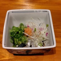 ふぐ料理 うめい -  
                      皮の湯引き 