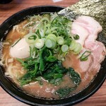 横浜家系らーめん 二代目武道家 - 特製ラーメン並