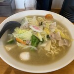 盛来軒 - 料理写真:五目ラーメン塩味(¥950)+特盛(¥220)