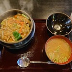 Donabe ya - 土鍋ごはん五目あんかけ