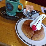 コメダ珈琲店 - ミニシロノワールとアメリカンコーヒー。