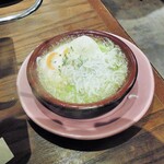 ミアスタンド - シラスとそら豆アヒージョ