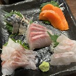 二代目 魚屋町 - 刺身5点盛り合わせ