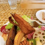 エコモレストラン - 大きな焼き芋　うれしい！