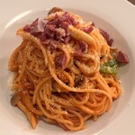 h YOTUBA - 馬肉ベーコンの下町ナポリタン890円