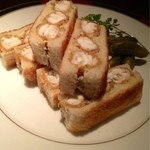 カフェバー・ケー - フィッシュサンド