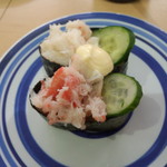 無添くら寿司 - ズワイガニ身軍艦　105円（2014.01.11）