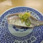 無添くら寿司 - あじ<１貫>　105円（2014.01.11）