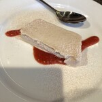 リストランテ プレーゴ - 通常デザート、イチゴのなんてこったパンナコッタ