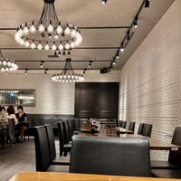 和食うおまん - テーブル席