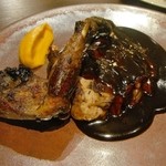 レストランユニック - 雷鳥のロティ、ほろ苦いコーヒーとチョコレートのソース