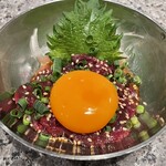 焼肉のひがし田 本店 - 馬ユッケ