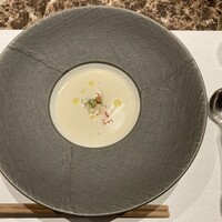 宮崎尾崎牛 鉄板焼き 吟 梅田ヒルトンプラザウエスト - カリフラワーのポタージュ
