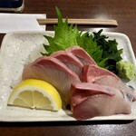 さかなやさんの居酒屋 北島商店酒場 - ちょい飲みセットは生1杯とオリーブハマチ！！