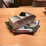 鮨 つぼみ - 鰯の押し寿司