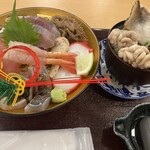 海鮮丼 ゆたか水産 - 