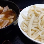 Asobi - ばら肉の存在感が麺に負けていない