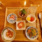 Chinese 元yuan - 前菜盛合せ