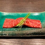 鉄板焼きgrow - 黒毛和牛の炙り寿司