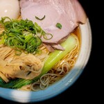 燻製麺 燻 - 