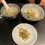 中國名菜 龍坊 - チャーハセットの、スープ、干し豆腐、搾菜