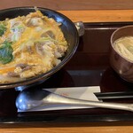 飯の肴 てらや - 牛肉の玉子とじ丼