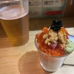 Tachigui Sushi Ameyoko Jirou - 海鮮パフェ　意外に小さい