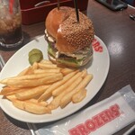 ブラザーズ 新富町店 - ハーフカットもキレイ