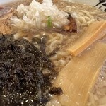 麺屋 だいくう - だいくう中華そば650円（大盛り100円）アップ！