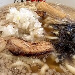 麺屋 だいくう - だいくう中華そば650円（大盛り100円）アップ！