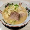 ラーメン 丸十 - 丸十とんこつ。