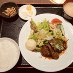 焼肉処 一品一会 - 千屋牛カルビ定食1,430円