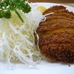 丸八とんかつ店 - 今回は初回だったので上ロースカツ定食にしました。